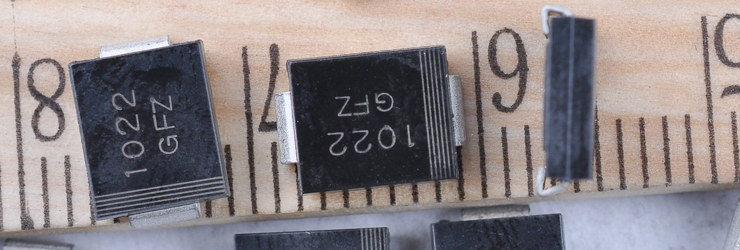 長(zhǎng)安批發(fā)TVS二級(jí)管保護(hù)元器件